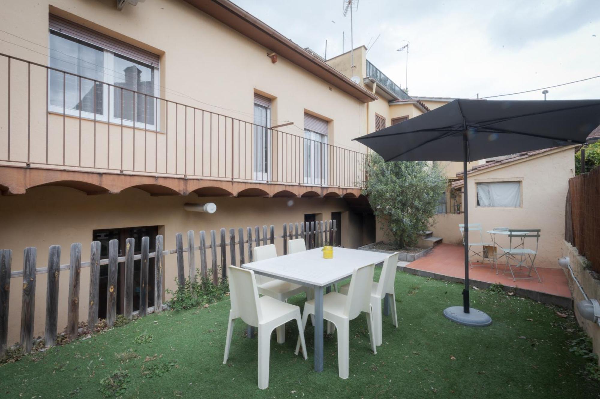 El Solell De L'Avia Villa Olot Buitenkant foto